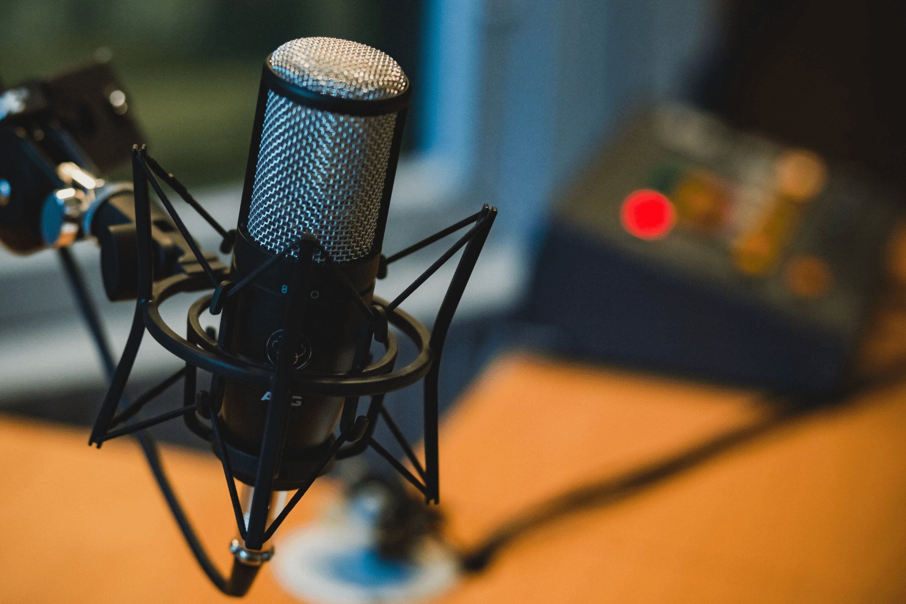 Les fondateurs de Dooitch participant à un podcast sur l’entrepreneuriat dans le secteur du bâtiment